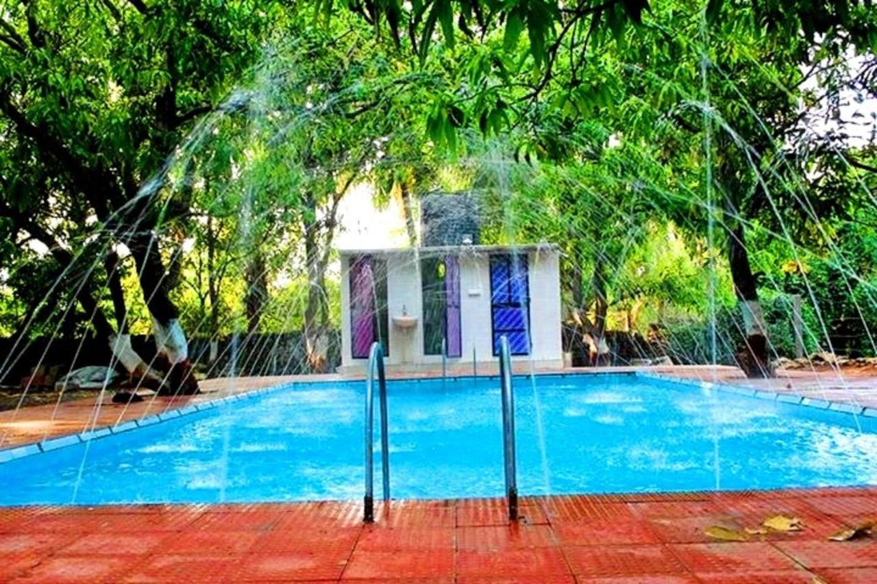 The Wilds Villa Gir Jungle Stay With Swimming Pool Гирский лес Экстерьер фото